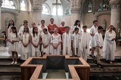 les 16 baptisés 